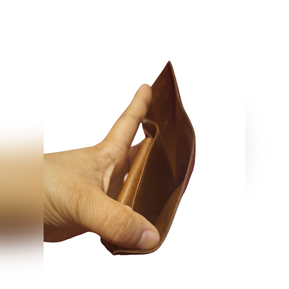 LOUIS VUITTON MONO BIFOLD WALLET FOR MEN - Picture 6 of 11